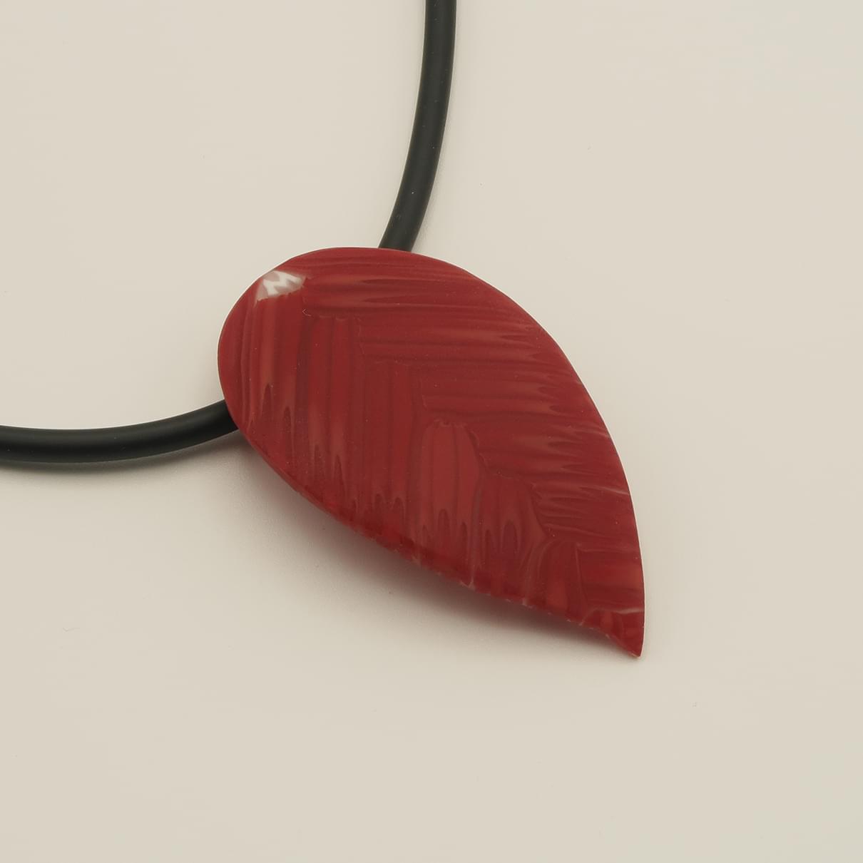 ネックレス リーフ