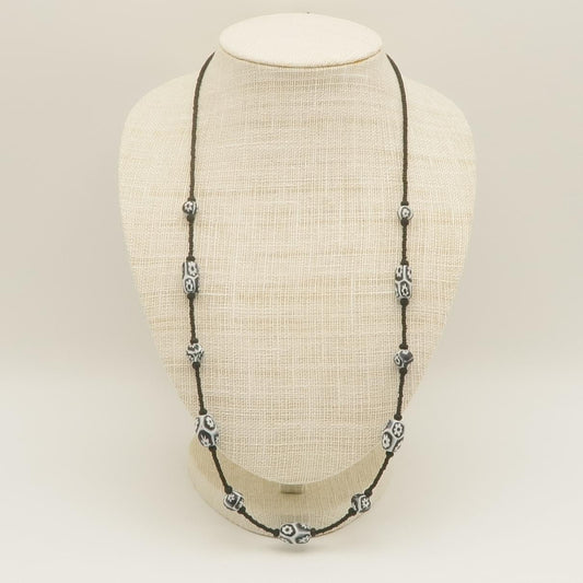 ネックレス モノトーン