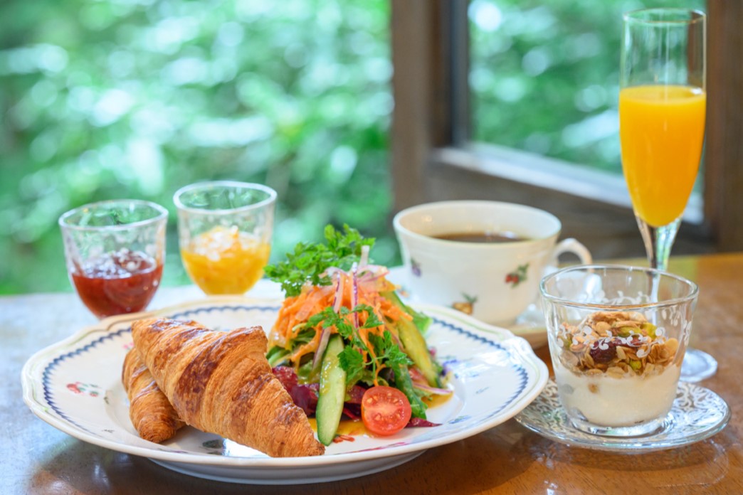 オリジナル アイビー柄プリント・シリーズ 台付酒盃