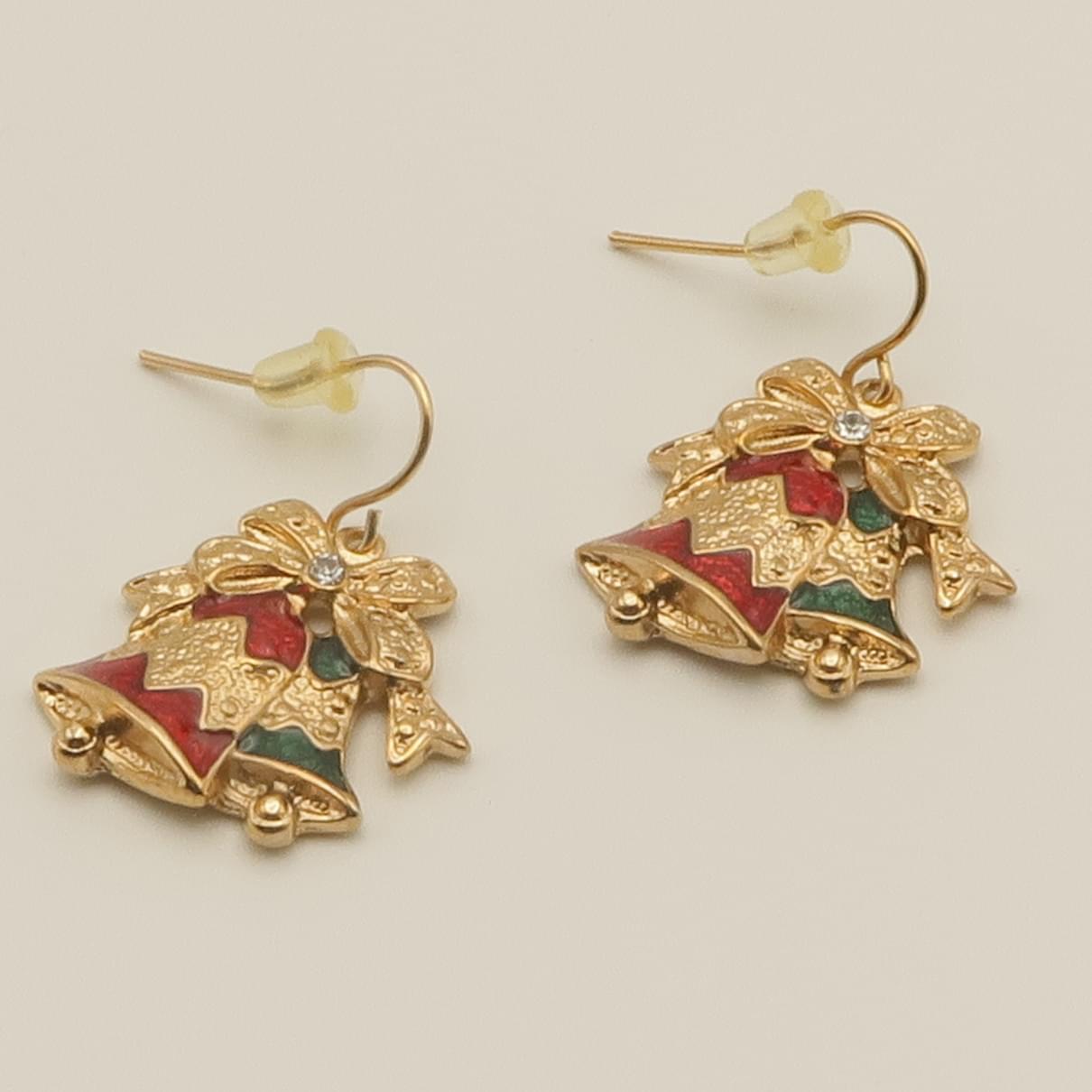 クリスマス　ピアス　ヒイラギベル