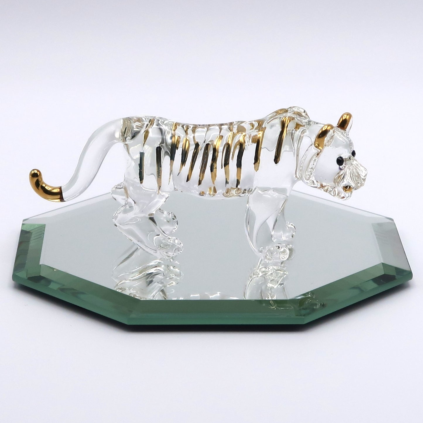 干支の置物　トラ