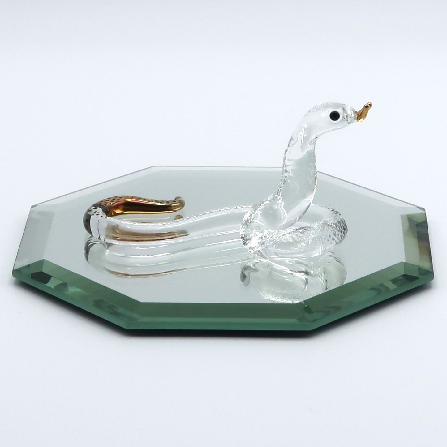 干支の置物　ヘビ