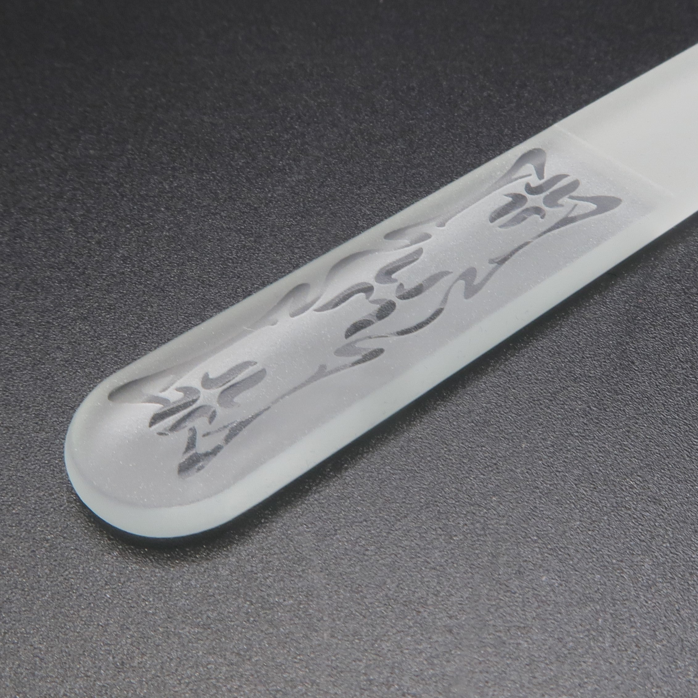 チェコ製 ガラス爪やすり – 箱根ガラスの森公式オンラインショップ